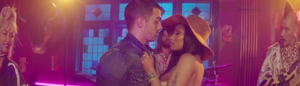 DNCE – Kissing Strangers ft. Nicki Minaj